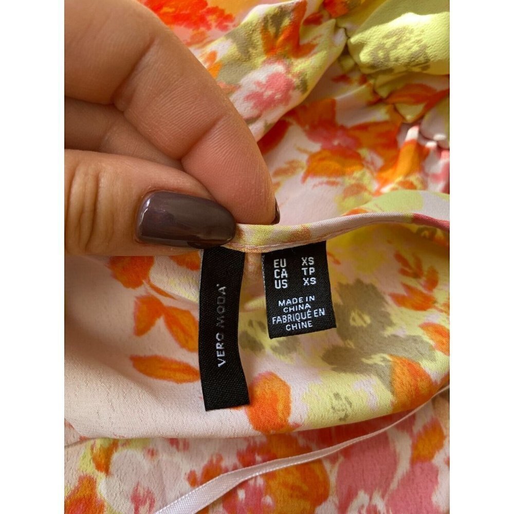 VERO Moda Floral "Lee" Faux Wrap Dress Ruffle Trim - Picture 6 of 8